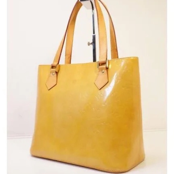 Louis Vuitton Handbags - ‼️PRICE DROP‼️💯Authentic Louis Vuitton Houston Yellow Hand Bag